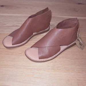 New Born Iwa leather sandals - brown - size 7